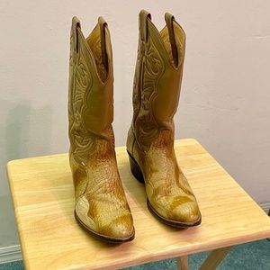 Laramie shark skin boots, men's size 9